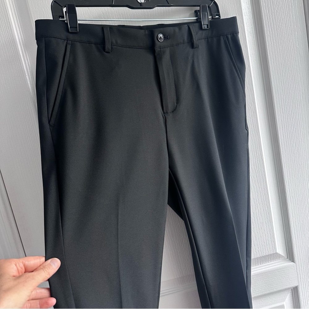 NWOT Greg Norman Pants Golf Dress Black Size 32 x 34
